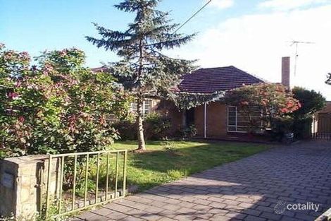 Property photo of 176 The Boulevard Ivanhoe East VIC 3079