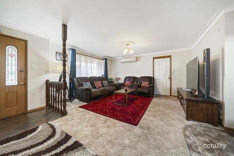 Property photo of 8 Ware Court Darling Heights QLD 4350