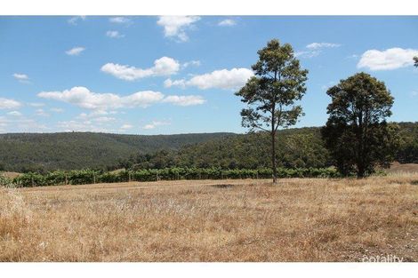 Property photo of 11 Honeybush Vista Jarrahdale WA 6124