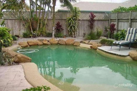 2 Stirling Castle Ct, Pelican Waters, QLD 4551