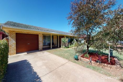 Property photo of 14 Beveridge Crescent Dubbo NSW 2830