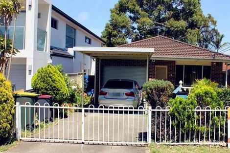 231 Carrington Ave, Hurstville, NSW 2220