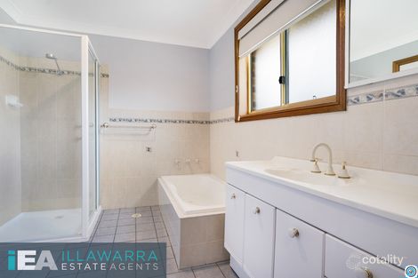 Property photo of 37 Carlon Crescent Farmborough Heights NSW 2526