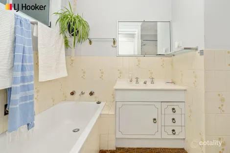 Property photo of 29 West Street Greenwell Point NSW 2540