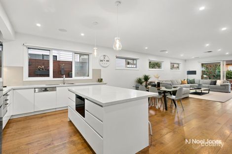 Property photo of 20 Mountain View Road Nunawading VIC 3131
