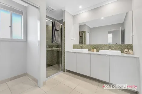 Property photo of 19 Myee Loop Wollert VIC 3750