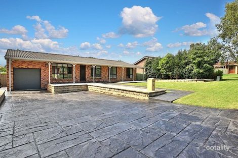 Property photo of 11 Formby Close Bomaderry NSW 2541