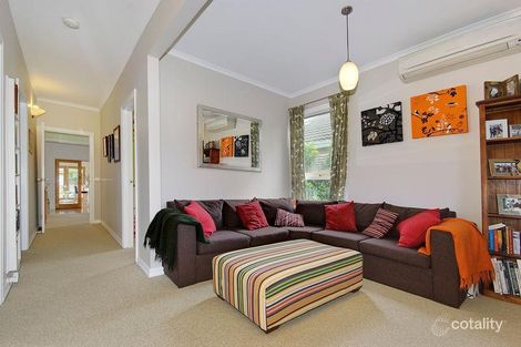 Property photo of 32 Munro Avenue Edithvale VIC 3196