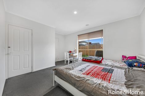 Property photo of 2/85 Royal Parade Reservoir VIC 3073