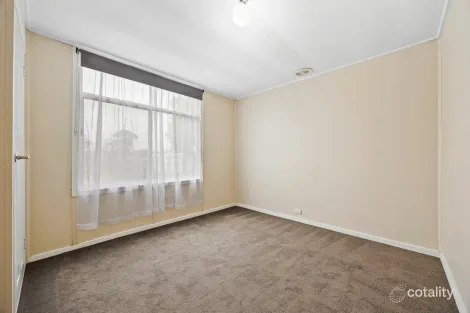 Property photo of 11 Steven Crescent Ararat VIC 3377
