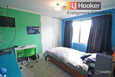 Property photo of 30 Yeovil Circuit Craigmore SA 5114
