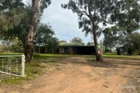 1082 Strathallyn Lane, Narromine, NSW 2821