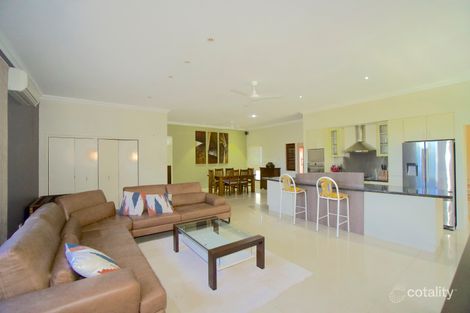Property photo of 4 Raewood Close Coral Cove QLD 4670