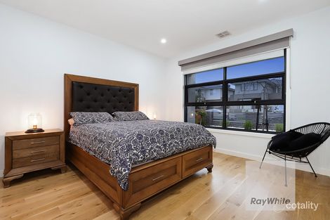 43 Edara Cct, Greenvale, VIC 3059