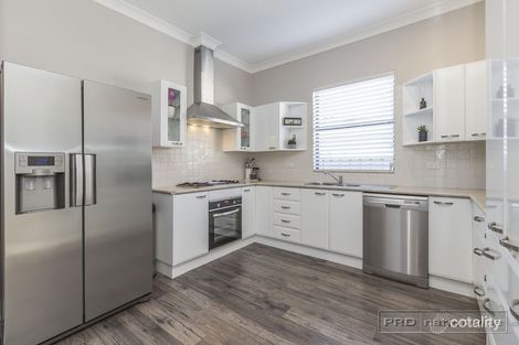 Property photo of 14 Astra Street Shortland NSW 2307