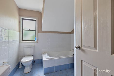 Property photo of 2/13 View Street Camden NSW 2570