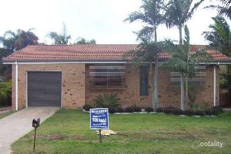 10 Tea Tree Ct, Moore Park Beach, QLD 4670