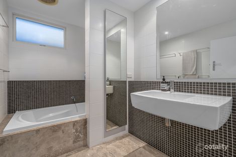 Property photo of 24 Stewart Street Hawthorne QLD 4171