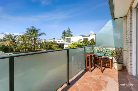 Property photo of 8/57-59 Lagoon Street Narrabeen NSW 2101