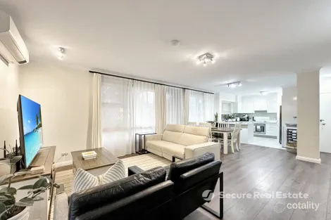 Property photo of 4/8 Carr Street St Lucia QLD 4067
