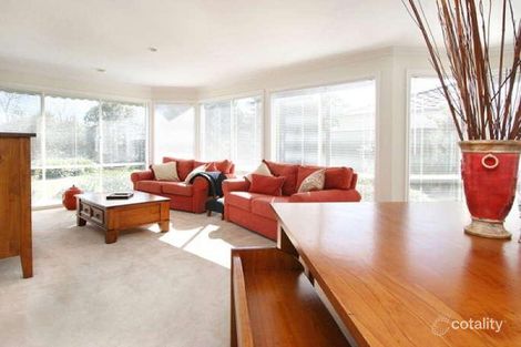 Property photo of 11 Emarald Close Mornington VIC 3931