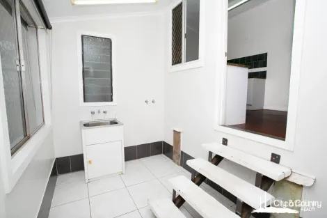 Property photo of 4 Harban Street Parkside QLD 4825