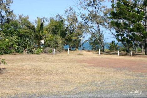Property photo of 31 Owen Jenkins Drive Sarina Beach QLD 4737