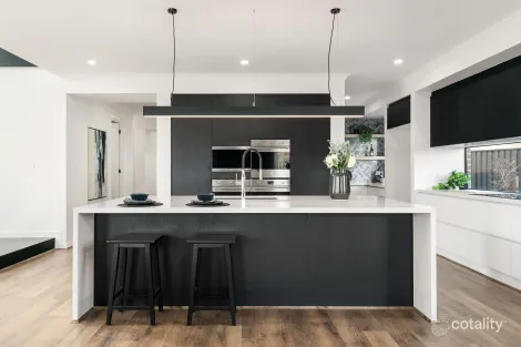 Property photo of 21 Honniball Drive Thomastown VIC 3074