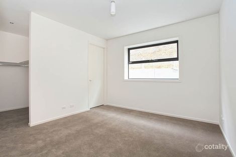 Property photo of 36 Lakeside Crescent Keilor East VIC 3033