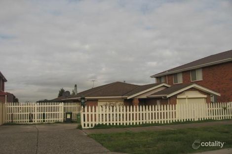 33 Mitchell Cres, Meadow Heights, VIC 3048