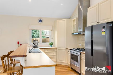 Property photo of 2 Brent Street Glen Waverley VIC 3150