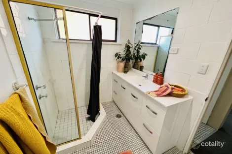 Property photo of 13 Glenwarrie Place Parkes NSW 2870