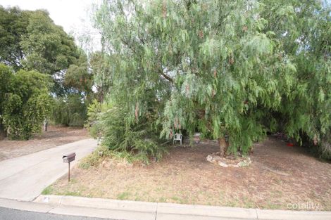 4 Allman Cres, Aberfoyle Park, SA 5159