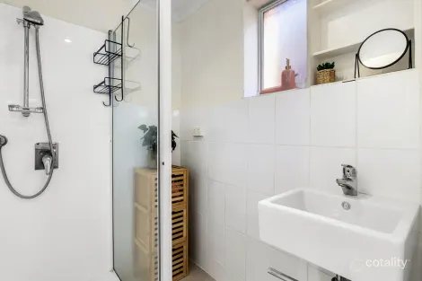 Property photo of 8/413-415 Elizabeth Street North Hobart TAS 7000