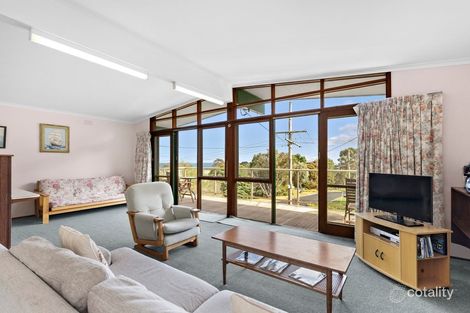 Property photo of 67 Marina Avenue McCrae VIC 3938
