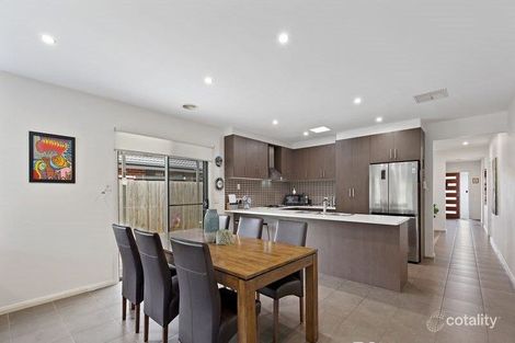 Property photo of 11 Burnside Way Mernda VIC 3754