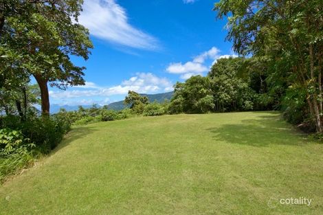 Property photo of 13 Oceanview Place Mooroobool QLD 4870