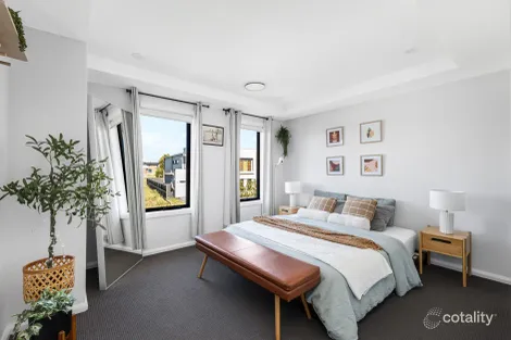 Property photo of 18 Beauchamp Drive The Ponds NSW 2769