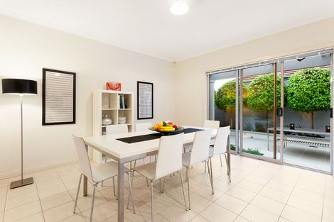Property photo of 7 Canberra Parade Port Melbourne VIC 3207