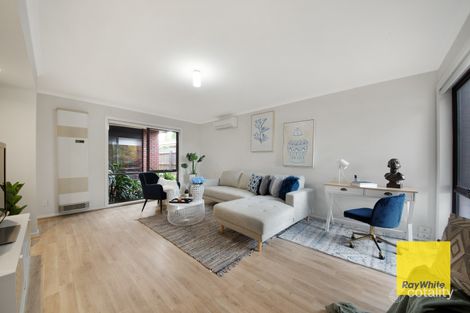 Property photo of 2/51 Cumming Drive Hoppers Crossing VIC 3029