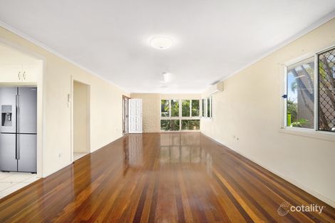 Property photo of 23 Menangle Avenue Arana Hills QLD 4054