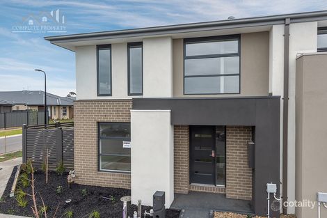 Property photo of 14 Delta Drive Craigieburn VIC 3064