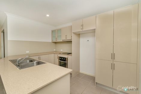 Property photo of 31 Casuarina Way Helensvale QLD 4212