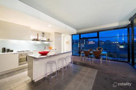 Property photo of 2E/635-643 St Kilda Road Melbourne VIC 3004
