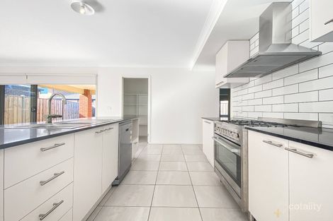 Property photo of 33 Alfred Road Werribee VIC 3030