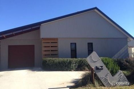 Property photo of 2/23 Hargrave Street Armidale NSW 2350