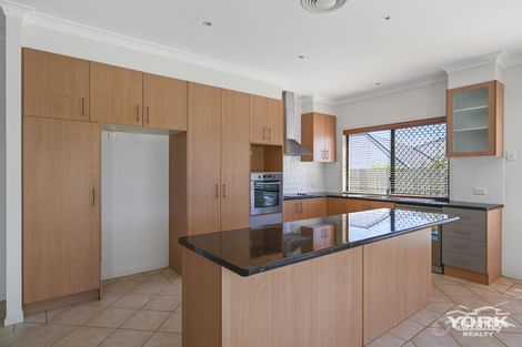 Property photo of 10 Garvan Court Highfields QLD 4352