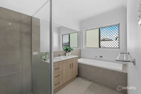 Property photo of 27 Levy Circuit Bridgeman Downs QLD 4035