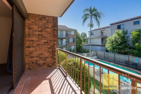 8/179 Muir St, Labrador, QLD 4215