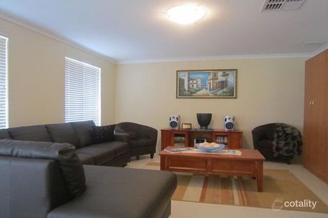 Property photo of 12 Archimedes Crescent Tapping WA 6065